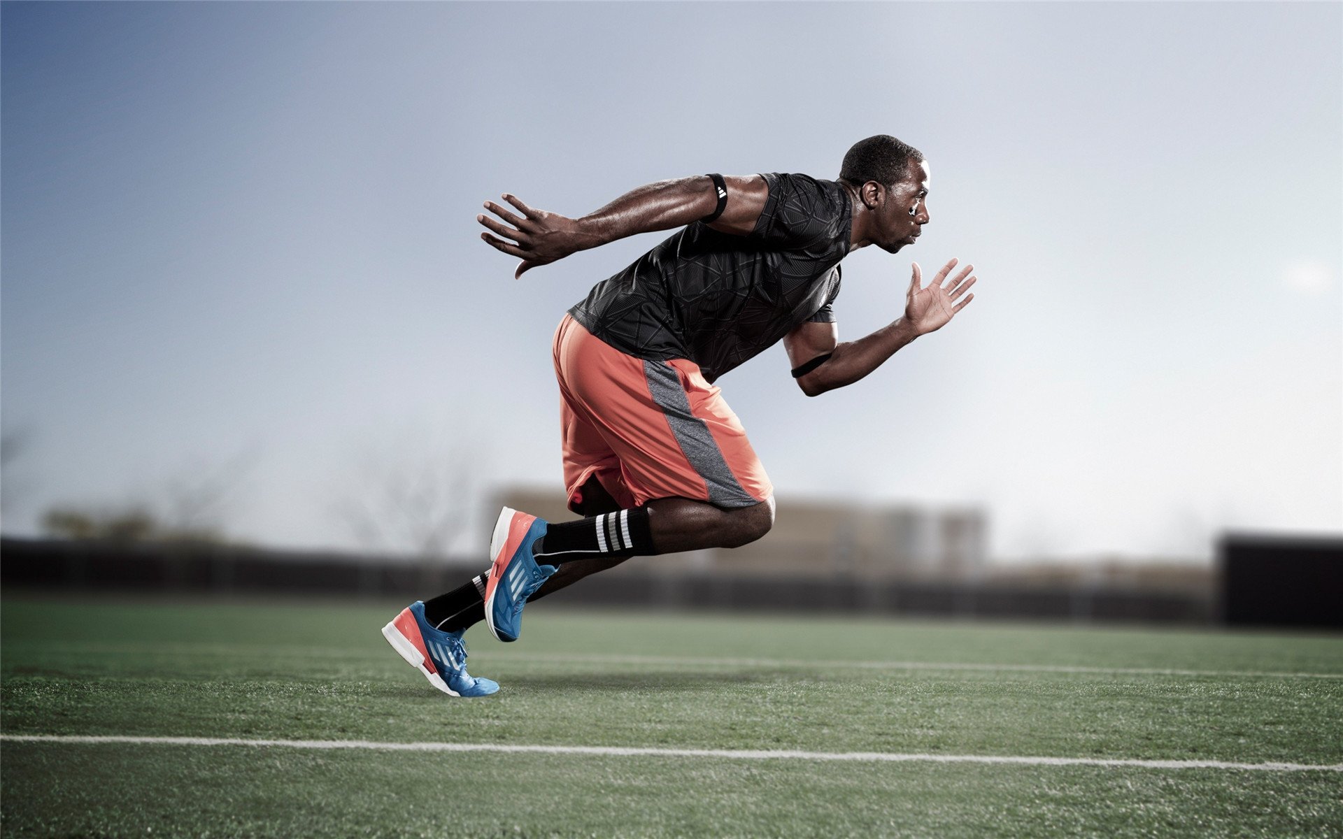 郭艾伦赛后谦逊发言登热搜，波尔图爆冷莱比锡引发热议